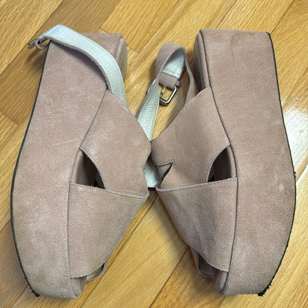 JEFFREY CAMPBELL PLATFORM HEELS - Picture 2 of 5